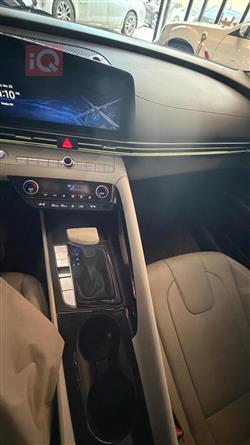 هیۆندای ئەلەنترا